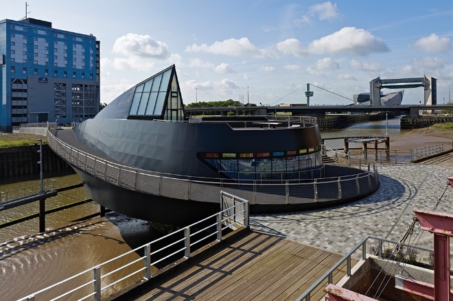 hull-swing-bridge