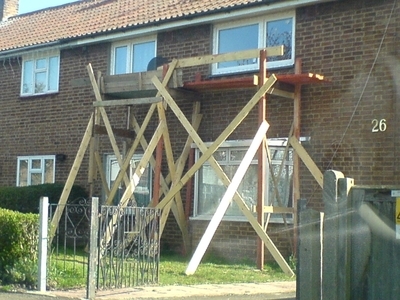 safety_wooden_scaffold.jpg