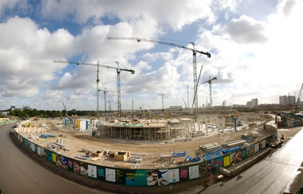 london 2012 olympics. London#39;s Olympic Stadium starts to take shape. 26/08/2008